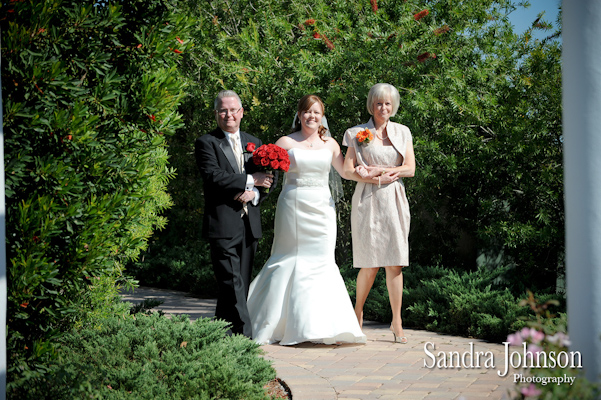 Best Royal Crest Room Wedding photographer - Sandra Johnson (SJFoto.com)